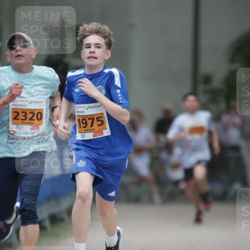 17.05.2025 - Störlauf H.Heesch http://msf.ph/oto/7901231 17.05.2025 15:25:10 Ziel 2025, 2320, 2025, 1975 meine-sportfotos.de