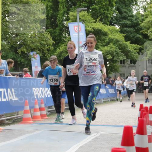 17.05.2025 - Störlauf H.Heesch http://msf.ph/oto/7901277 17.05.2025 14:55:01 Ziel 1992, 1295, 10, 1368, 1296, 1074 meine-sportfotos.de
