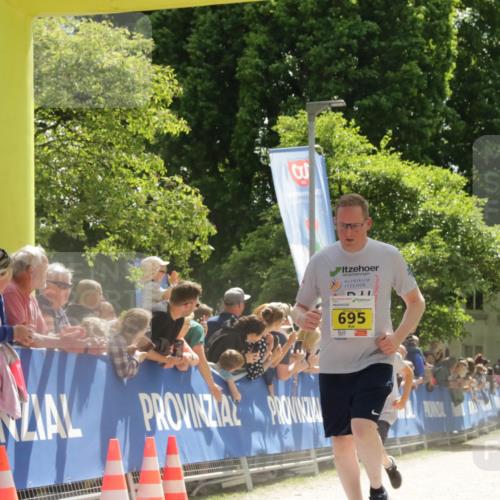 17.05.2025 - Störlauf H.Heesch http://msf.ph/oto/7901353 17.05.2025 14:12:07 Ziel 3, 695, 864 meine-sportfotos.de