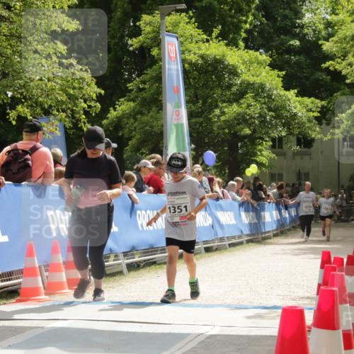 17.05.2025 - Störlauf H.Heesch http://msf.ph/oto/7901476 17.05.2025 15:05:34 Ziel 1351, 1070, 1067 meine-sportfotos.de