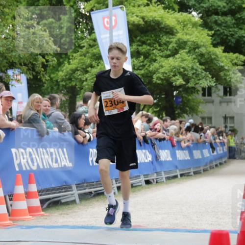 17.05.2025 - Störlauf H.Heesch http://msf.ph/oto/7901536 17.05.2025 15:21:41 Ziel 1998, 107, 2304 meine-sportfotos.de