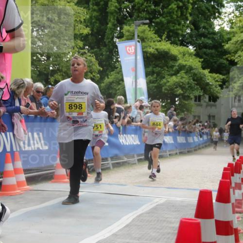 17.05.2025 - Störlauf H.Heesch http://msf.ph/oto/7901584 17.05.2025 14:13:21 Ziel 2025, 35, 3, 898, 145, 751, 844 meine-sportfotos.de