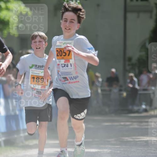 17.05.2025 - Störlauf H.Heesch http://msf.ph/oto/7901858 17.05.2025 15:27:44 Ziel 2057, 202, 189 meine-sportfotos.de
