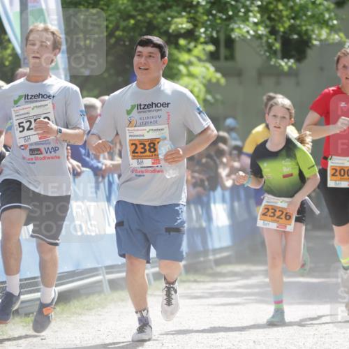 17.05.2025 - Störlauf H.Heesch http://msf.ph/oto/7901946 17.05.2025 15:28:11 Ziel 2025, 525, 238, 2002, 2326 meine-sportfotos.de