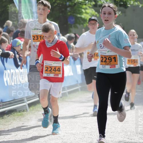 17.05.2025 - Störlauf H.Heesch http://msf.ph/oto/7902017 17.05.2025 15:28:23 Ziel 2310, 2025, 2244, 16, 2025, 2291, 1956 meine-sportfotos.de