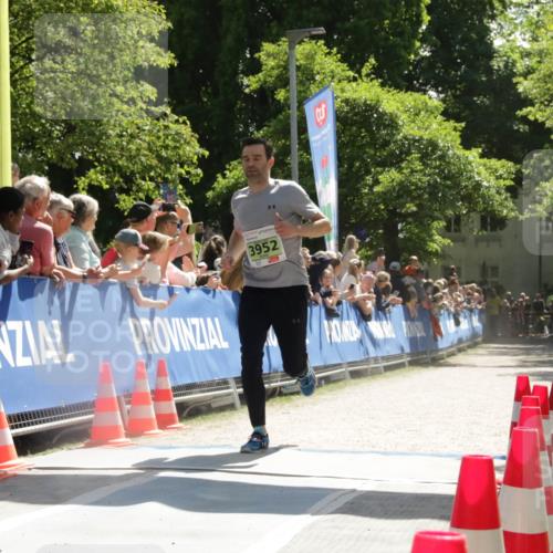 17.05.2025 - Störlauf H.Heesch http://msf.ph/oto/7902044 17.05.2025 14:41:06 Ziel 2025, 1621, 3952 meine-sportfotos.de