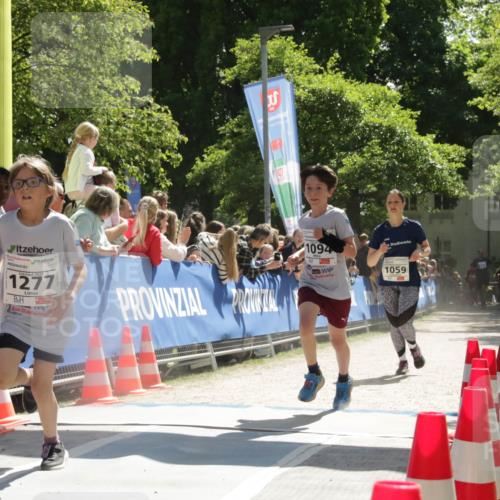 17.05.2025 - Störlauf H.Heesch http://msf.ph/oto/7902075 17.05.2025 14:41:50 Ziel 2025, 1277, 1991, 1094, 1059 meine-sportfotos.de