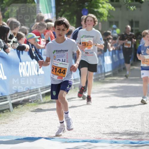 17.05.2025 - Störlauf H.Heesch http://msf.ph/oto/7902111 17.05.2025 15:28:36 Ziel 2025, 2144, 1925, 1961, 1867 meine-sportfotos.de