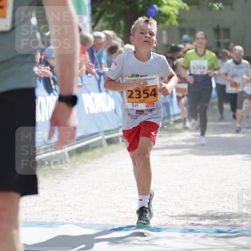 17.05.2025 - Störlauf H.Heesch http://msf.ph/oto/7902210 17.05.2025 15:28:55 Ziel 2025, 2354, 5268, 2090 meine-sportfotos.de
