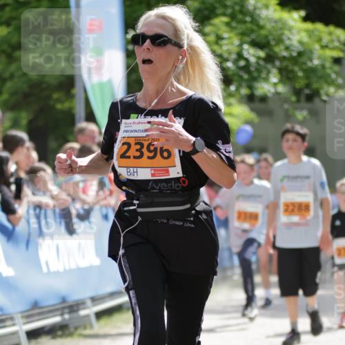 17.05.2025 - Störlauf H.Heesch http://msf.ph/oto/7902512 17.05.2025 15:29:54 Ziel 2025, 2396, 2288, 2300 meine-sportfotos.de