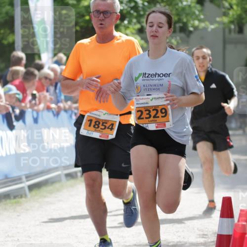 17.05.2025 - Störlauf H.Heesch http://msf.ph/oto/7902543 17.05.2025 15:30:02 Ziel 2025, 1854, 2025, 2329 meine-sportfotos.de