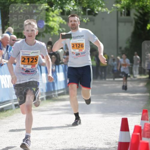 17.05.2025 - Störlauf H.Heesch http://msf.ph/oto/7902593 17.05.2025 15:30:10 Ziel 2025, 2125, 2126 meine-sportfotos.de