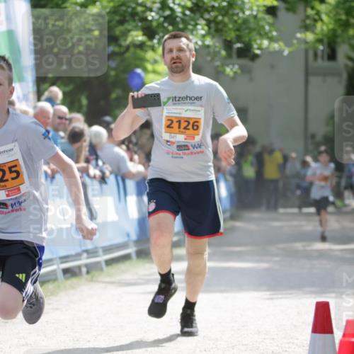 17.05.2025 - Störlauf H.Heesch http://msf.ph/oto/7902600 17.05.2025 15:30:11 Ziel 2025, 2125, 2126 meine-sportfotos.de