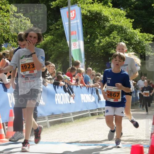 17.05.2025 - Störlauf H.Heesch http://msf.ph/oto/7906516 17.05.2025 15:28:38 Ziel 19, 9, 1923, 12, 12, 20, 867, 913 meine-sportfotos.de