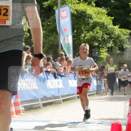 17.05.2025 - Störlauf H.Heesch http://msf.ph/oto/7906571 17.05.2025 15:28:54 Ziel 2025, 1832, 2354, 1268 meine-sportfotos.de