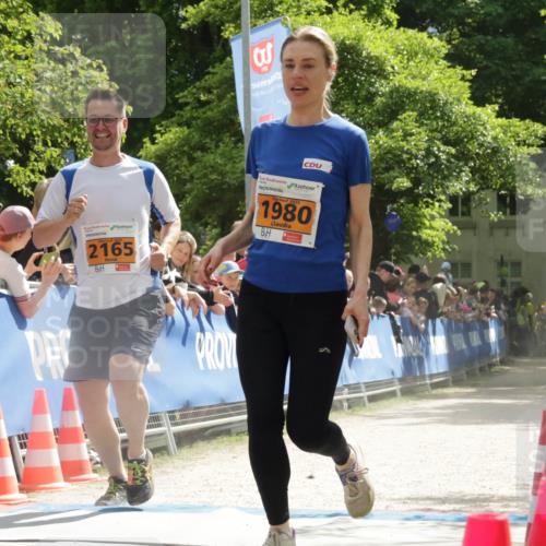 17.05.2025 - Störlauf H.Heesch http://msf.ph/oto/7906702 17.05.2025 15:30:26 Ziel 2025, 2165, 2025, 1980 meine-sportfotos.de