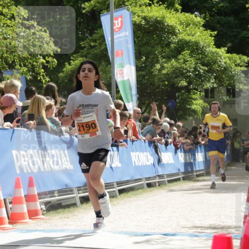 17.05.2025 - Störlauf H.Heesch http://msf.ph/oto/7907623 17.05.2025 15:26:55 Ziel 1911, 2190, 1995 meine-sportfotos.de