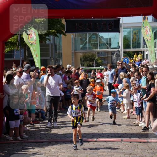 13.06.2025 - Holstenköstenlauf Felixshl http://msf.ph/oto/7921812 13.06.2025 15:01:58 Laufen  meine-sportfotos.de