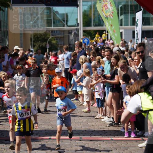 13.06.2025 - Holstenköstenlauf Felixshl http://msf.ph/oto/7921817 13.06.2025 15:01:59 Laufen  meine-sportfotos.de