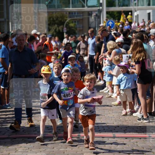 13.06.2025 - Holstenköstenlauf Felixshl http://msf.ph/oto/7921849 13.06.2025 15:02:17 Laufen  meine-sportfotos.de