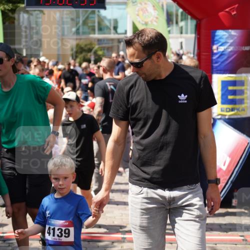13.06.2025 - Holstenköstenlauf Felixshl http://msf.ph/oto/7921903 13.06.2025 15:02:55 Laufen  meine-sportfotos.de