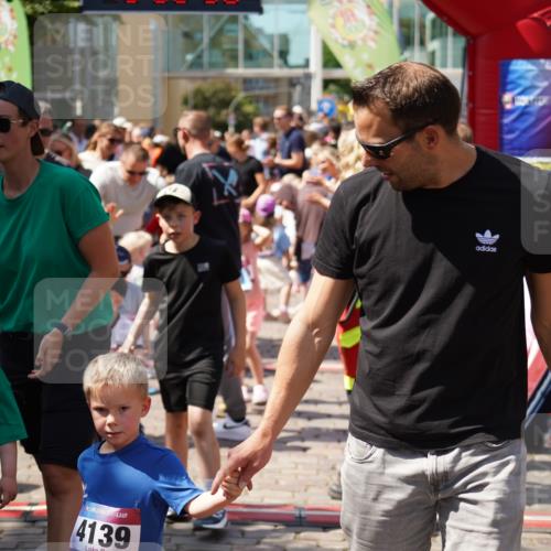13.06.2025 - Holstenköstenlauf Felixshl http://msf.ph/oto/7921905 13.06.2025 15:02:55 Laufen  meine-sportfotos.de
