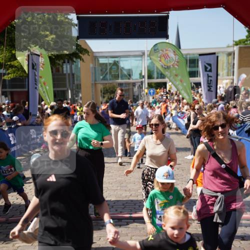 13.06.2025 - Holstenköstenlauf Felixshl http://msf.ph/oto/7922067 13.06.2025 15:10:41 Laufen  meine-sportfotos.de