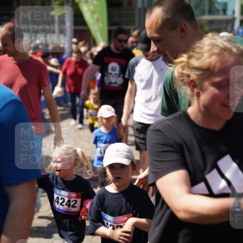 13.06.2025 - Holstenköstenlauf Felixshl http://msf.ph/oto/7922112 13.06.2025 15:11:11 Laufen  meine-sportfotos.de