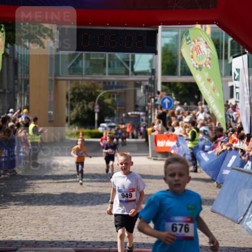 13.06.2025 - Holstenköstenlauf Felixshl http://msf.ph/oto/7922222 13.06.2025 15:36:02 Laufen 55, 676, 949, 1162, 1906 meine-sportfotos.de