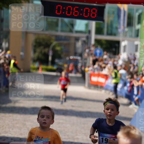 13.06.2025 - Holstenköstenlauf Felixshl http://msf.ph/oto/7922236 13.06.2025 15:36:08 Laufen 1162, 1814, 1906 meine-sportfotos.de