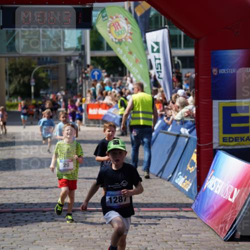 13.06.2025 - Holstenköstenlauf Felixshl http://msf.ph/oto/7922268 13.06.2025 15:36:31 Laufen 29, 76, 282, 285, 427, 1190, 1287, 1288 meine-sportfotos.de