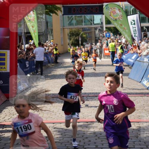 13.06.2025 - Holstenköstenlauf Felixshl http://msf.ph/oto/7922285 13.06.2025 15:36:40 Laufen 76, 418, 422, 427, 558, 566, 1190, 1191, 1290, 1292, 1295, 1901 meine-sportfotos.de