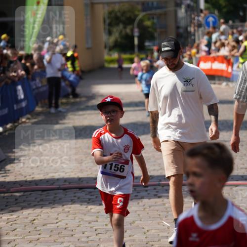 13.06.2025 - Holstenköstenlauf Felixshl http://msf.ph/oto/7922322 13.06.2025 15:36:55 Laufen 674, 830, 1156, 1379, 1439, 1911 meine-sportfotos.de