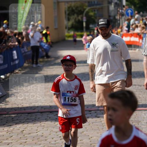 13.06.2025 - Holstenköstenlauf Felixshl http://msf.ph/oto/7922323 13.06.2025 15:36:55 Laufen 674, 830, 1156, 1379, 1439, 1911 meine-sportfotos.de
