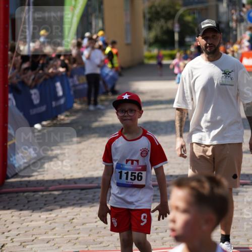 13.06.2025 - Holstenköstenlauf Felixshl http://msf.ph/oto/7922326 13.06.2025 15:36:55 Laufen 674, 830, 1156, 1379, 1439, 1911 meine-sportfotos.de