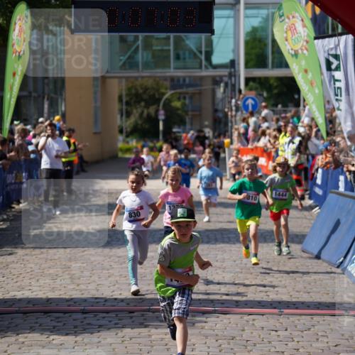 13.06.2025 - Holstenköstenlauf Felixshl http://msf.ph/oto/7922335 13.06.2025 15:37:03 Laufen 30, 59, 281, 667, 829, 830, 1373, 1377, 1439, 1444, 1810, 1842, 1844, 1911 meine-sportfotos.de