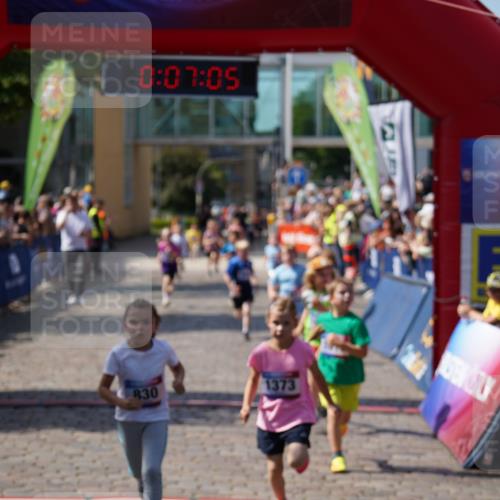 13.06.2025 - Holstenköstenlauf Felixshl http://msf.ph/oto/7922341 13.06.2025 15:37:05 Laufen 30, 59, 281, 667, 829, 830, 1373, 1377, 1439, 1444, 1810, 1842, 1844, 1845 meine-sportfotos.de