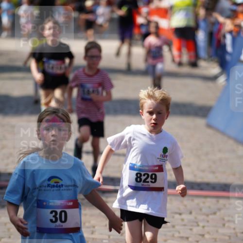 13.06.2025 - Holstenköstenlauf Felixshl http://msf.ph/oto/7922358 13.06.2025 15:37:13 Laufen 30, 59, 183, 275, 424, 562, 667, 829, 1410, 1842, 1845 meine-sportfotos.de