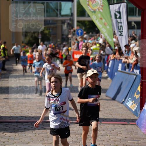 13.06.2025 - Holstenköstenlauf Felixshl http://msf.ph/oto/7922396 13.06.2025 15:37:24 Laufen 31, 60, 176, 177, 183, 273, 279, 424, 824, 827, 947, 1378, 1411, 1437, 1441, 1446, 1884 meine-sportfotos.de
