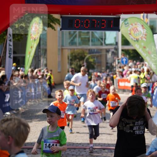 13.06.2025 - Holstenköstenlauf Felixshl http://msf.ph/oto/7922415 13.06.2025 15:37:30 Laufen 31, 44, 60, 84, 176, 177, 273, 279, 286, 824, 947, 1199, 1378, 1411, 1437, 1441, 1447, 1801, 1863 meine-sportfotos.de