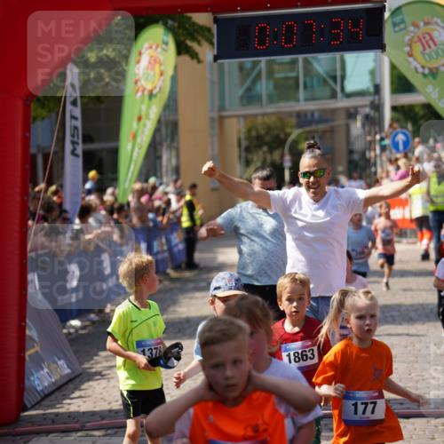13.06.2025 - Holstenköstenlauf Felixshl http://msf.ph/oto/7922425 13.06.2025 15:37:34 Laufen 44, 67, 84, 177, 279, 286, 824, 946, 947, 1199, 1378, 1411, 1437, 1447, 1801, 1863 meine-sportfotos.de