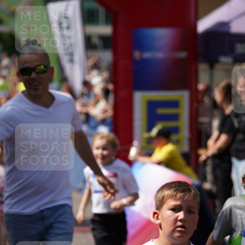 13.06.2025 - Holstenköstenlauf Felixshl http://msf.ph/oto/7922430 13.06.2025 15:37:35 Laufen 44, 67, 84, 177, 279, 286, 824, 946, 1199, 1378, 1414, 1437, 1447, 1801, 1863 meine-sportfotos.de