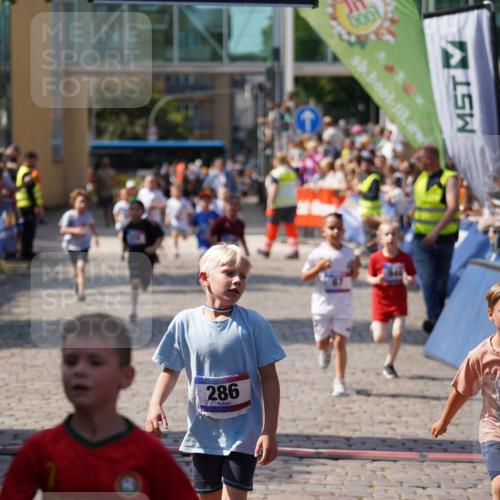 13.06.2025 - Holstenköstenlauf Felixshl http://msf.ph/oto/7922435 13.06.2025 15:37:39 Laufen 67, 84, 286, 825, 831, 945, 946, 1161, 1199, 1414, 1801 meine-sportfotos.de