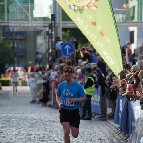 13.06.2025 - Holstenköstenlauf Felixshl http://msf.ph/oto/7922454 13.06.2025 19:49:00 Laufen 2062, 2097, 2259 meine-sportfotos.de
