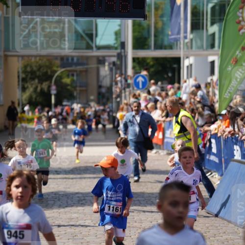 13.06.2025 - Holstenköstenlauf Felixshl http://msf.ph/oto/7922463 13.06.2025 15:37:46 Laufen 3, 825, 831, 833, 945, 1161, 1376, 1414, 1941 meine-sportfotos.de