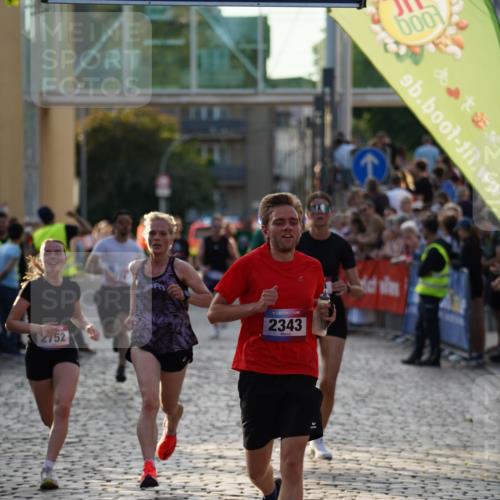 13.06.2025 - Holstenköstenlauf Felixshl http://msf.ph/oto/7922534 13.06.2025 19:49:23 Laufen 2211, 2216, 2343, 2528, 2548, 2752, 2839, 2944 meine-sportfotos.de