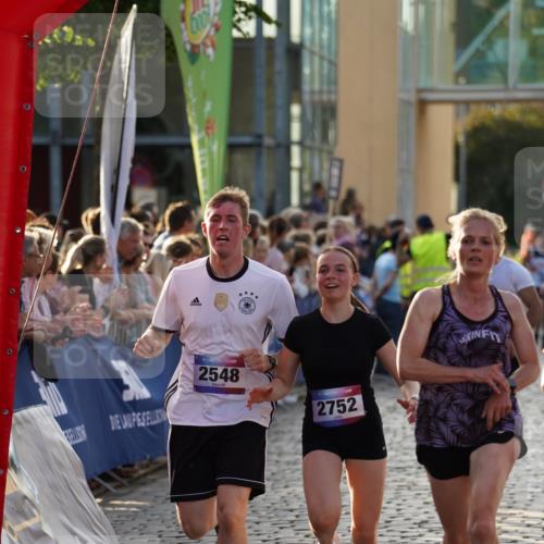 13.06.2025 - Holstenköstenlauf Felixshl http://msf.ph/oto/7922540 13.06.2025 19:49:24 Laufen 2211, 2216, 2343, 2528, 2548, 2752, 2839, 2944, 3792 meine-sportfotos.de