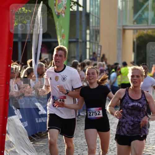 13.06.2025 - Holstenköstenlauf Felixshl http://msf.ph/oto/7922543 13.06.2025 19:49:25 Laufen 2211, 2216, 2343, 2528, 2548, 2752, 2839, 2944, 3792 meine-sportfotos.de
