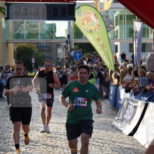 13.06.2025 - Holstenköstenlauf Felixshl http://msf.ph/oto/7922571 13.06.2025 19:49:30 Laufen 2216, 2839, 2944, 3229, 3792 meine-sportfotos.de