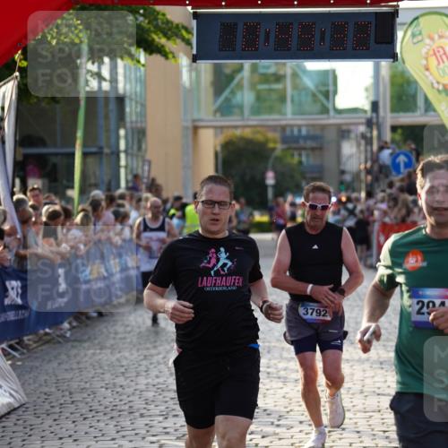 13.06.2025 - Holstenköstenlauf Felixshl http://msf.ph/oto/7922578 13.06.2025 19:49:31 Laufen 2839, 2944, 3229, 3792 meine-sportfotos.de